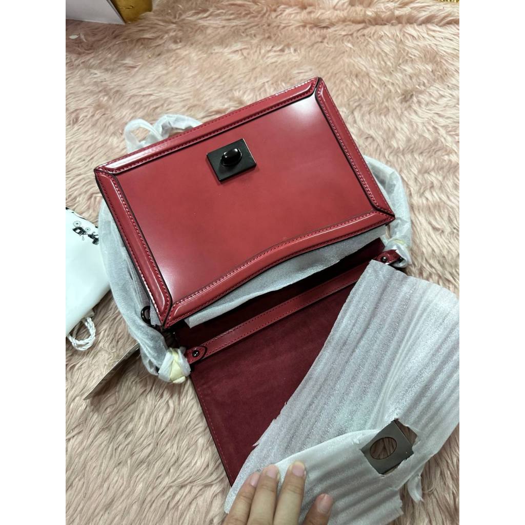 ORIG & IMPORTED CCH Retail Hutton Shoulder Bag Maroon Red Rouge