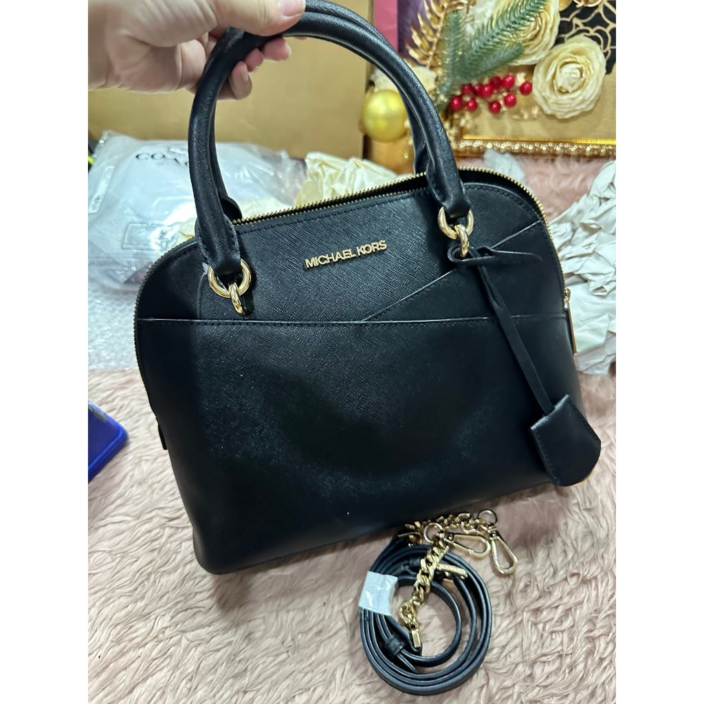 ORIG Preloved MK Jet Set Travel Medium Saffiano Leather Dome Satchel Black Bag