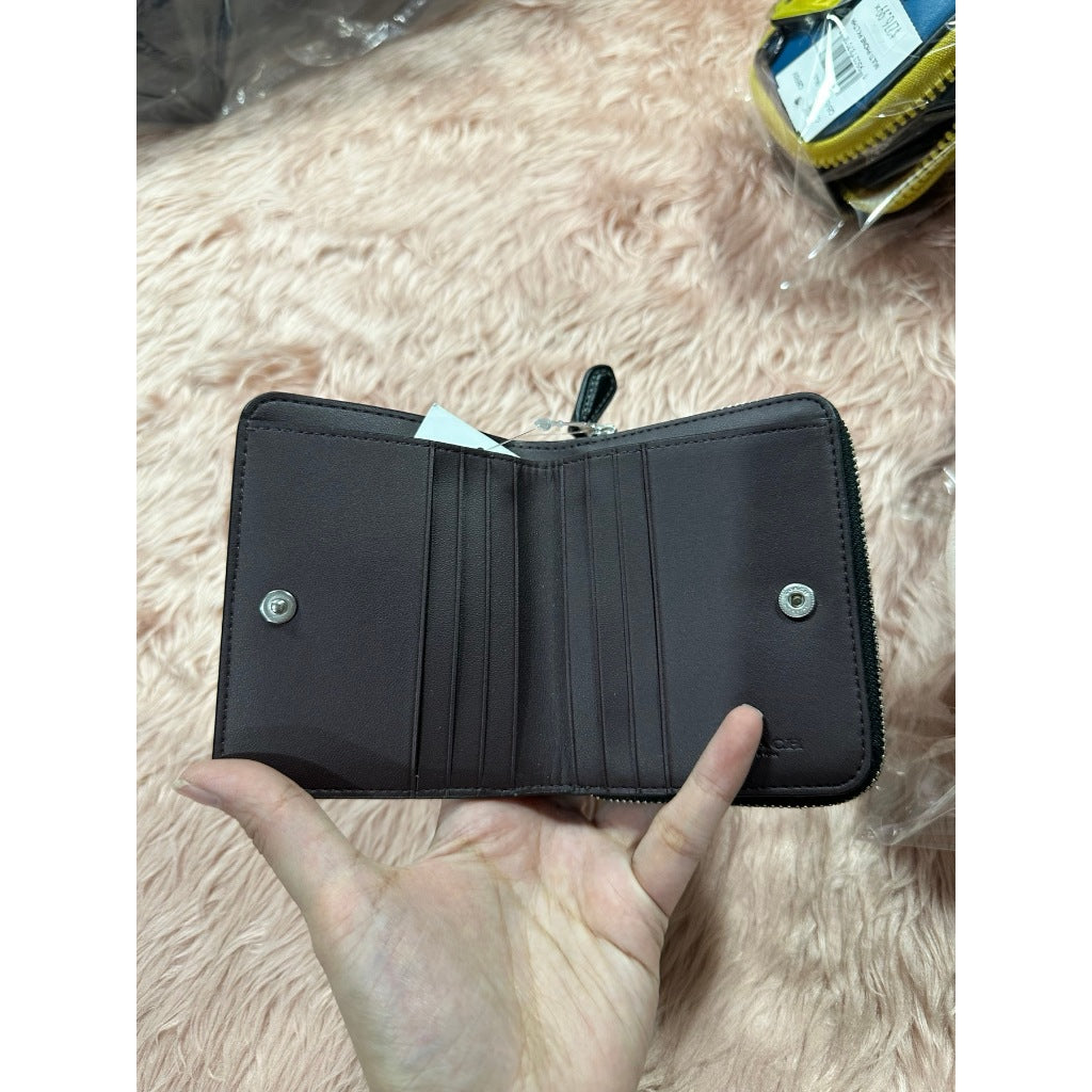 ORIG & IMPORTED CCH Retail Billfold Wallet With Zebra Print Black/White