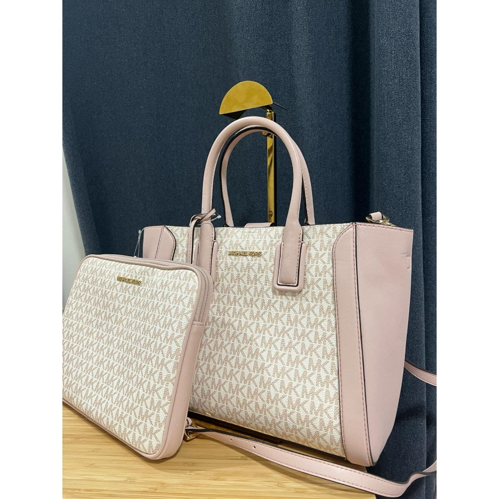 ORIG Preloved MK Ipad Case White/Pink