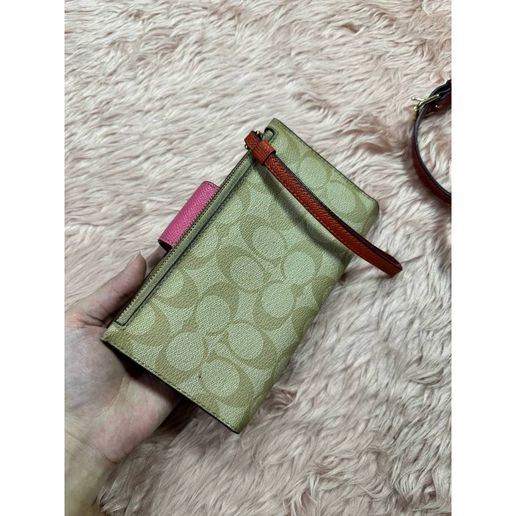 ORIG & IMPORTED Preloved CCH Phone Tech Wallet Khaki Pink