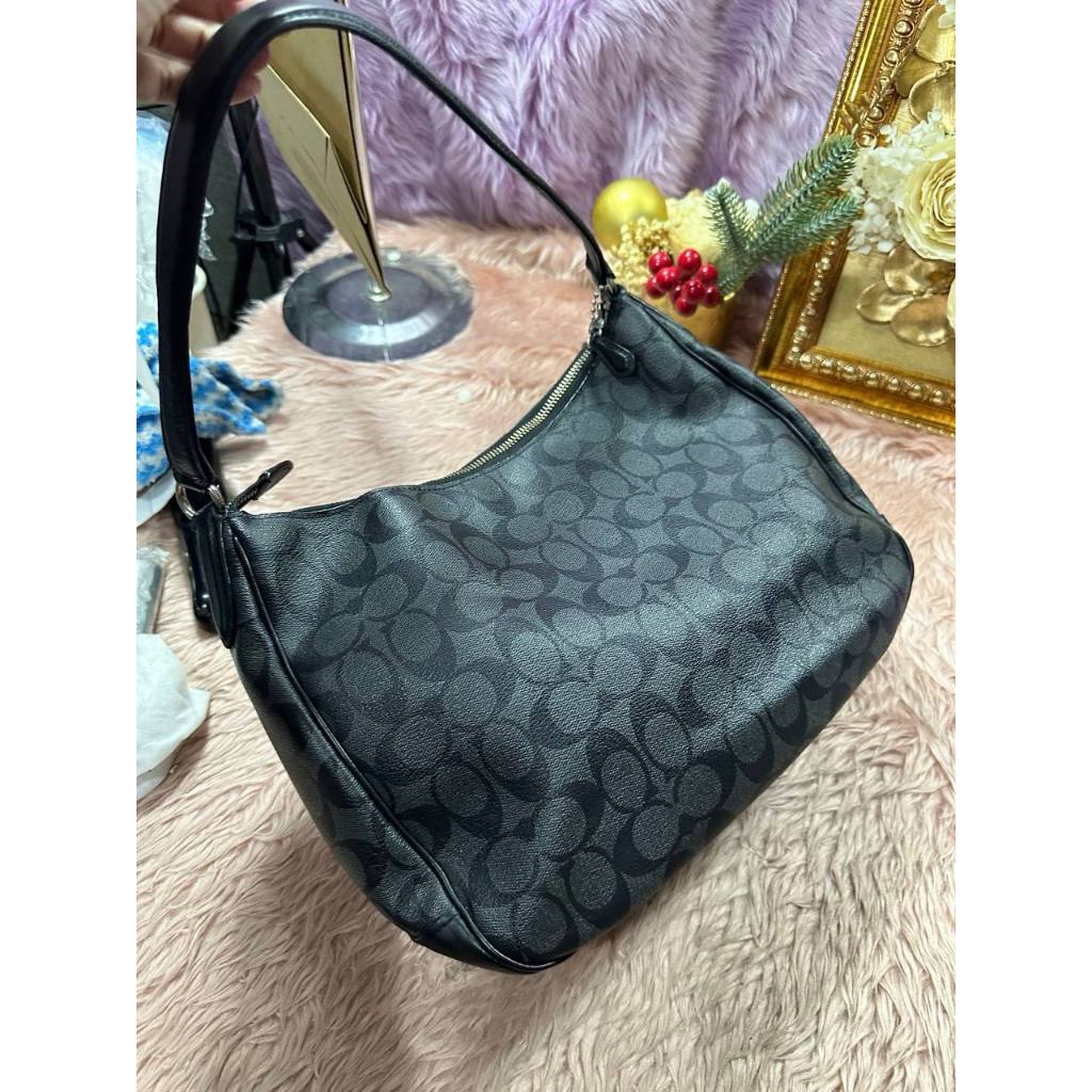 ORIG Preloved CCH Zip Hobo Shoulder Black Bag