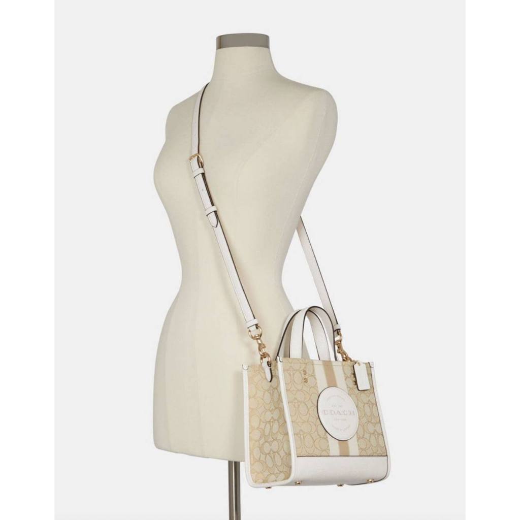 ORIG & IMPORTED CCH RARE Dempsey Tote Bag 22 White Jacquard Bag