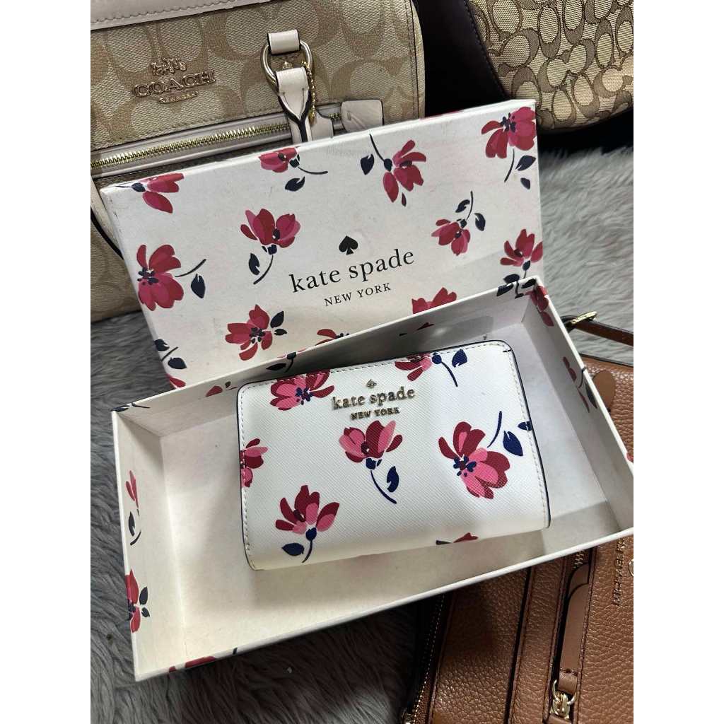 ORIG PRELOVED  KS Medium Bifold Wallet Staci Tea Garden White