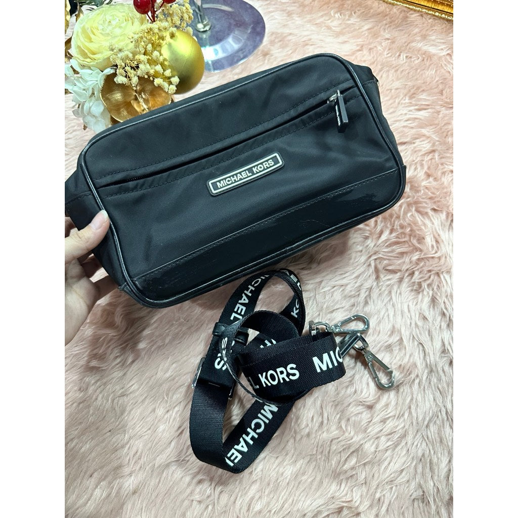 ORIG Preloved MK Medium Nylon Camera Bag Black