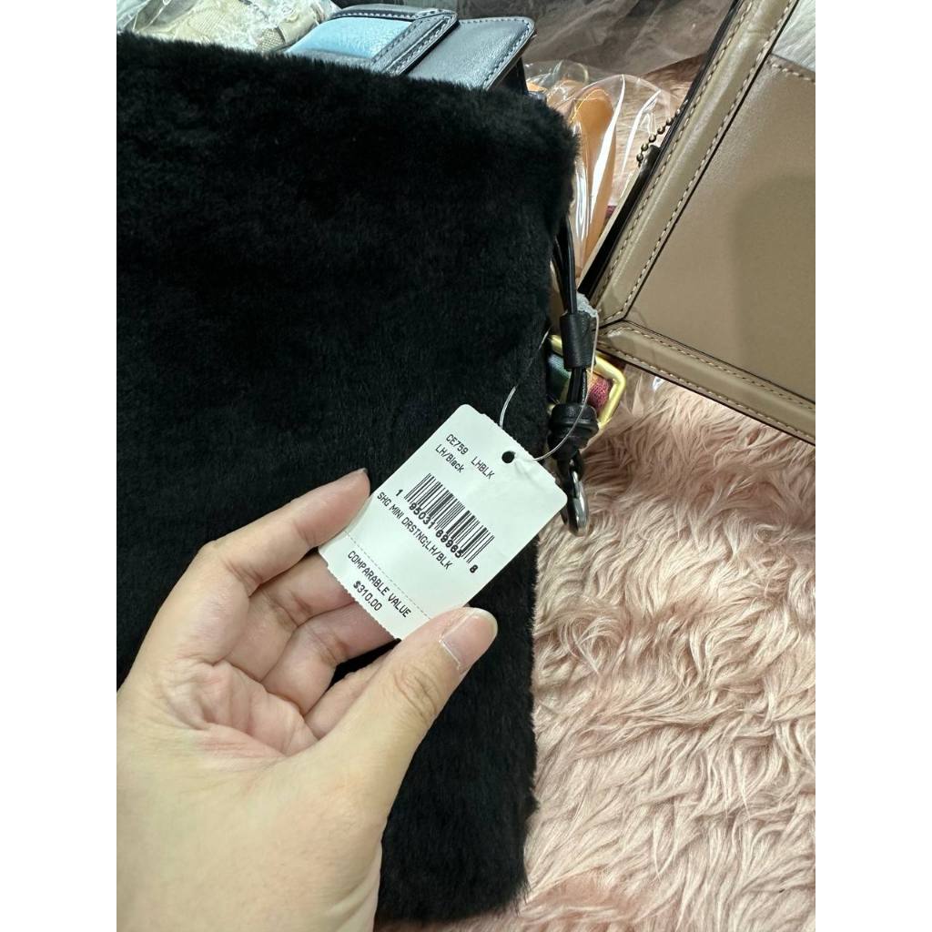 ORIG & IMPORTED CCH Drawstring Pouch In Shearling Fur Black Small Chain Bag