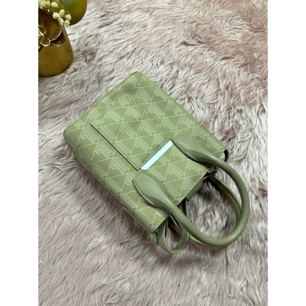 ORIG Preloved LCT Vertical Mini Phone Bag Viennois Beige