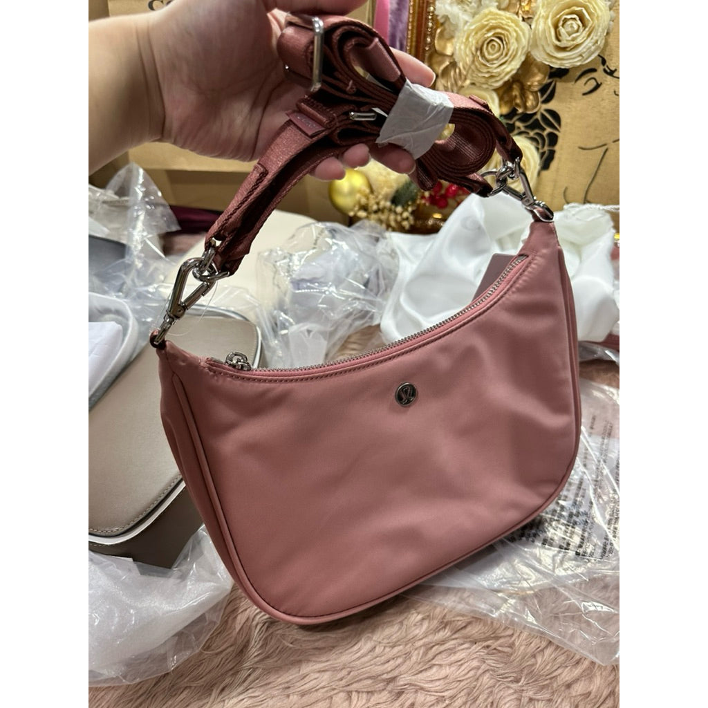 ORIG & IMPORTED LuluLemon City Essentials Small Shoulder Bag 3L Deco Pink
