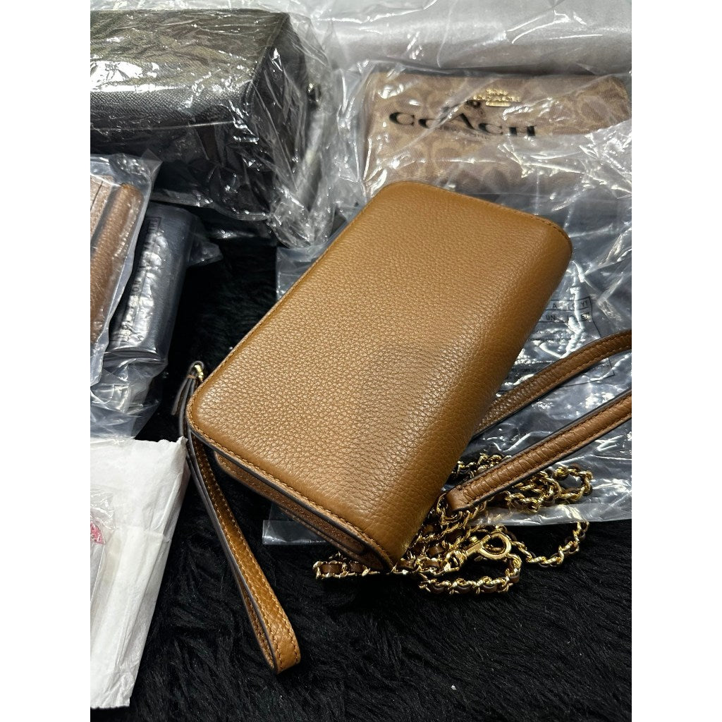 ORIG & IMPORTED TB Britten pebble chain crossbody small bag/purse/wristlet in Tiramisu Br