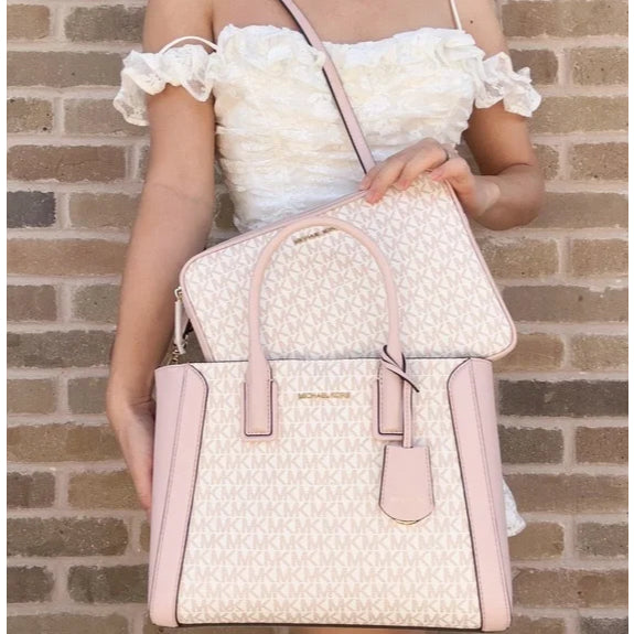 ORIG Preloved MK Ipad Case White/Pink