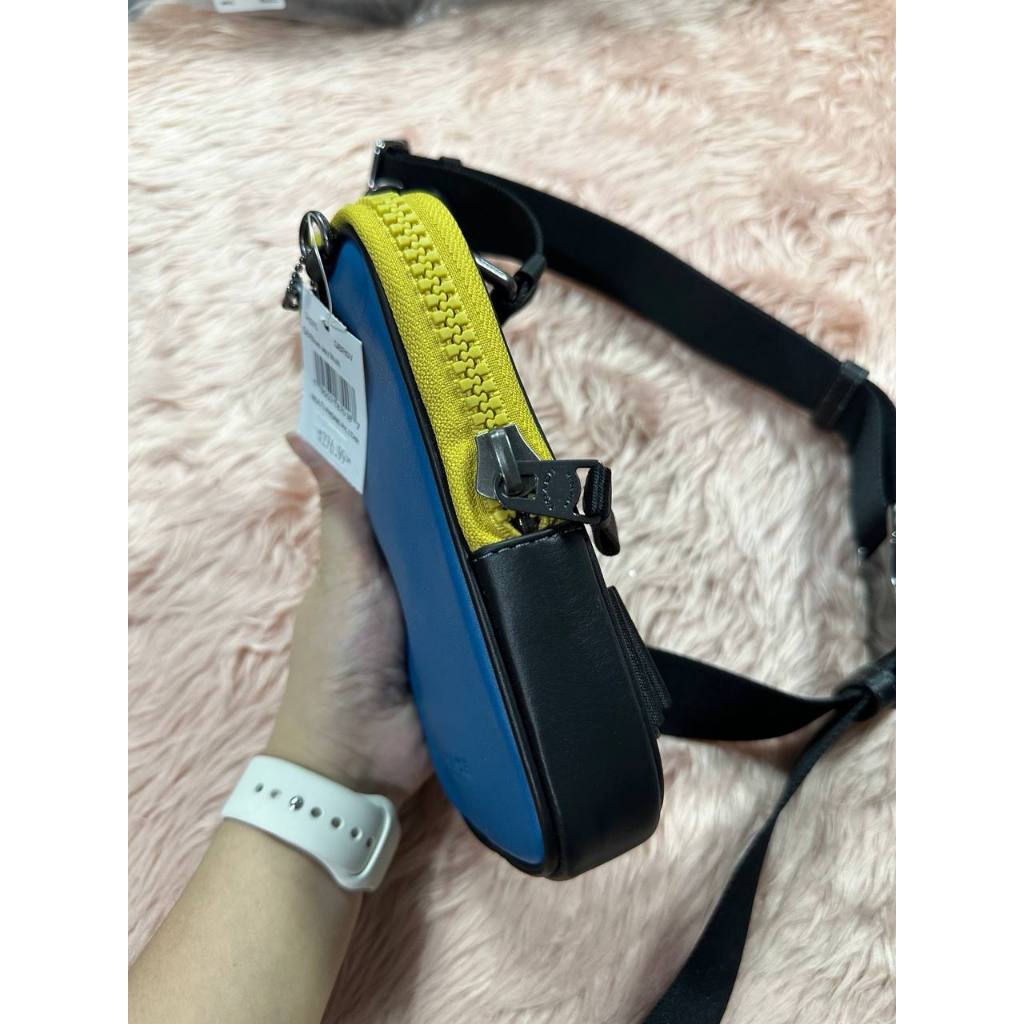 ORIG & IMPORTED CCH Multifunction Phone Pack Blue Men Bag