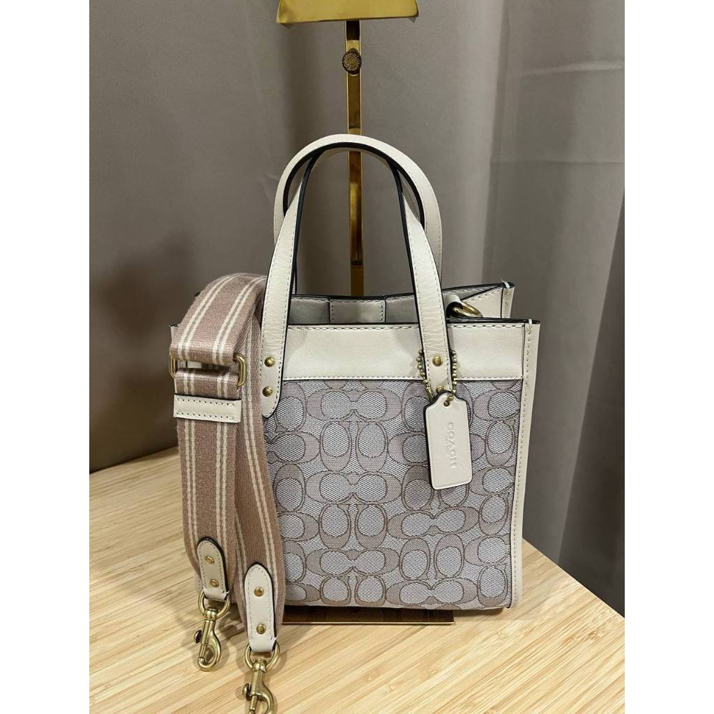 ORIG Preloved CCH Retail Tote Bag Signature Jacquard Field 22 Beige/Ivory