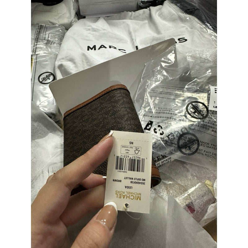 ORIG & IMPORTED MK Leida Carmen Medium Signature Logo Wallet Brown