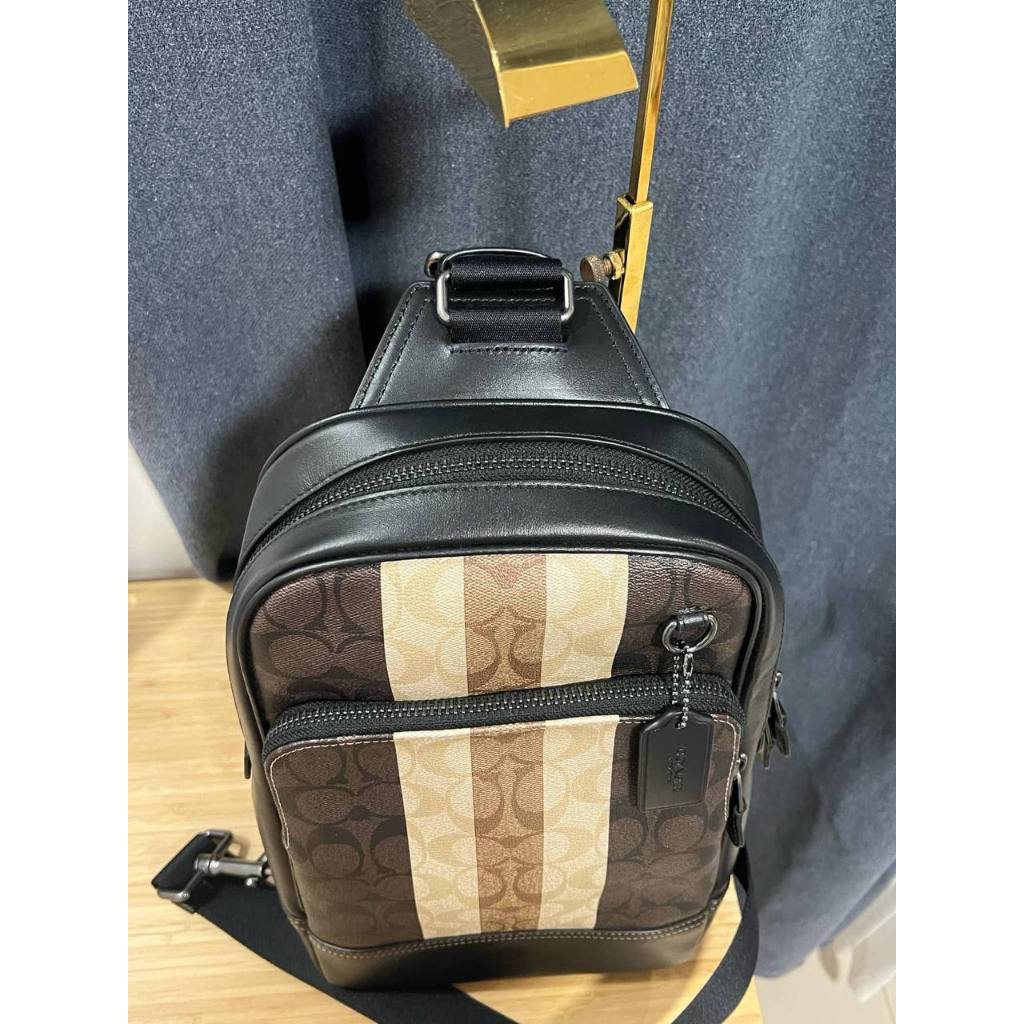ORIG Preloved CCH Graham Pack In Blocked Brown Men Bag