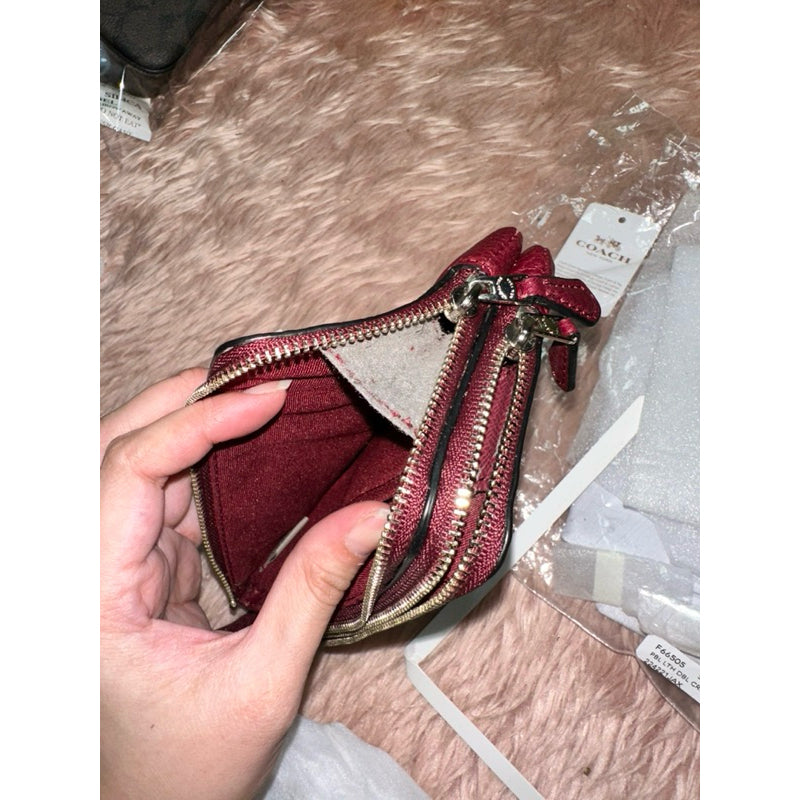 ORIG & IMPORTED WITH FLAW CCH Pebbled Leather Double Corner Zip Wristlet Wallet Maroon Red