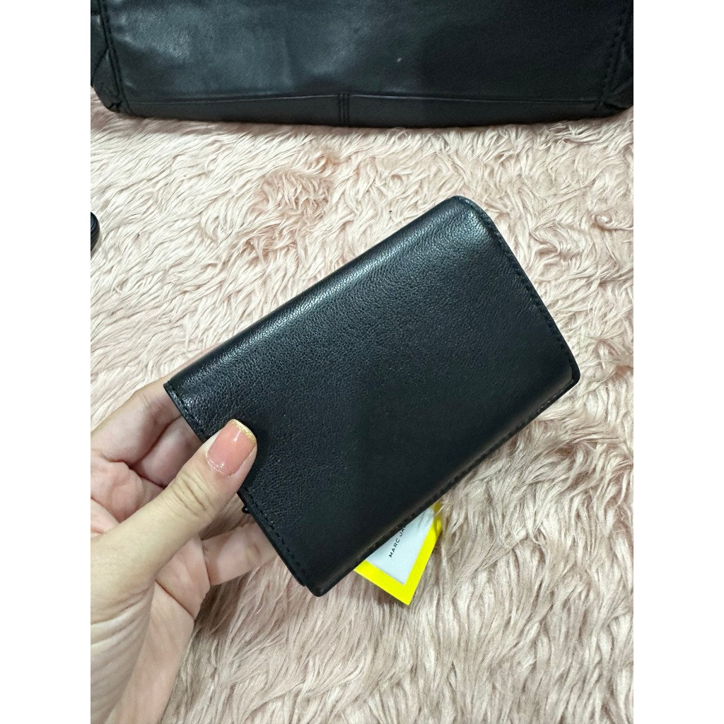 ORIG & IMPORTED MJ The Slim 84 Flap Bifold Black Wallet