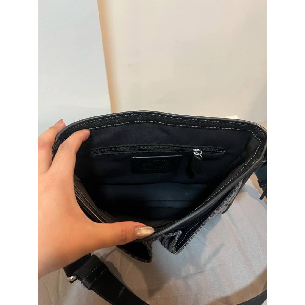 ORIG Preloved CCH Sprint Map Flap Men Bag 25 In Signature Jacquard Black