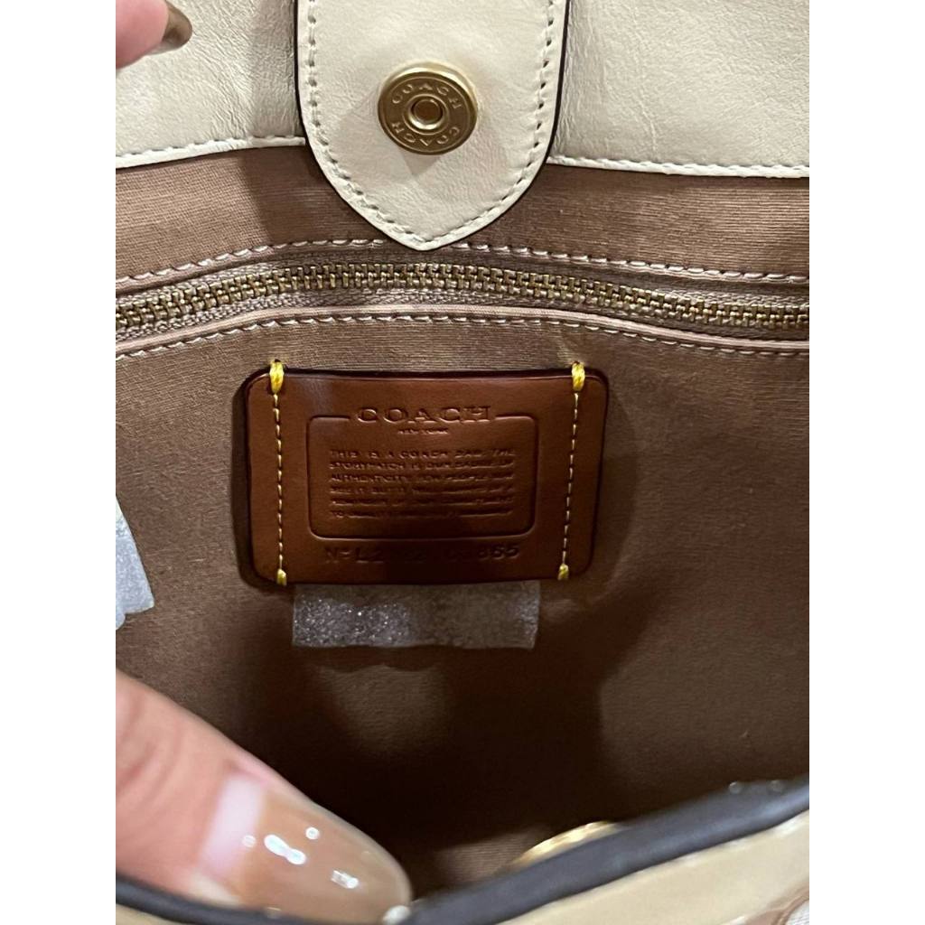 ORIG Preloved CCH Retail Tote Bag Signature Jacquard Field 22 Beige/Ivory