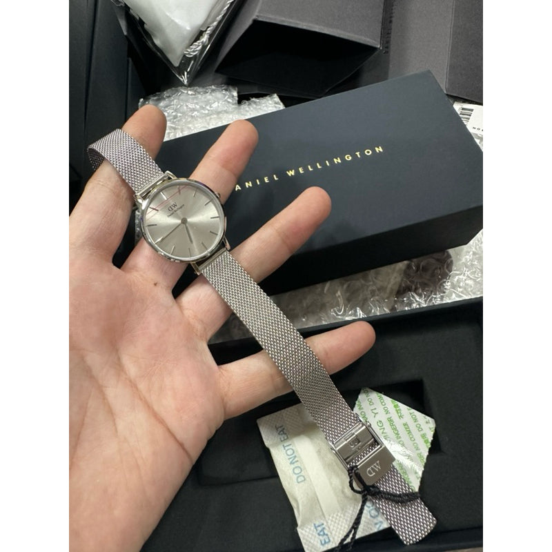 ORIG & IMPORTED Daniel Wellington Petite Unitone Women's Silver Watch DW00600468