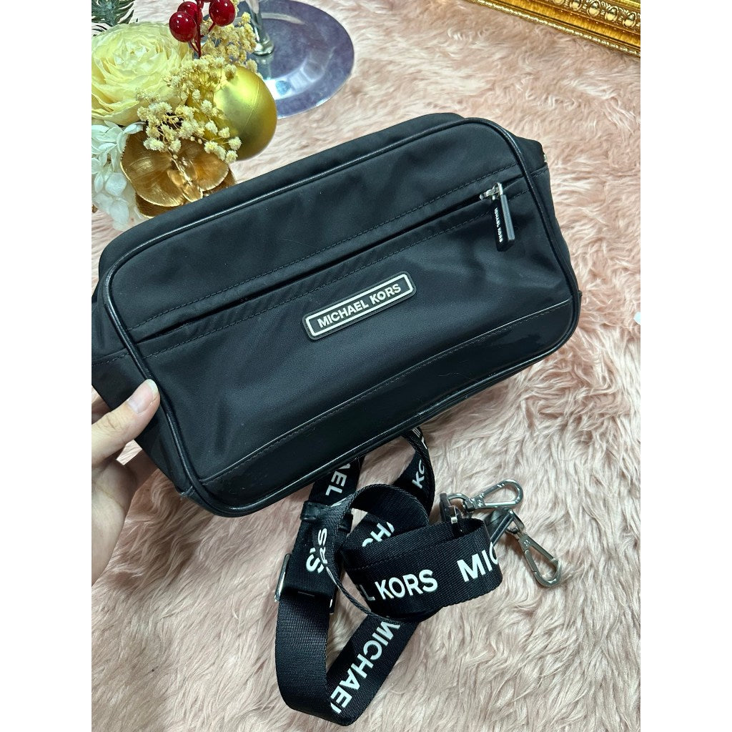ORIG Preloved MK Medium Nylon Camera Bag Black