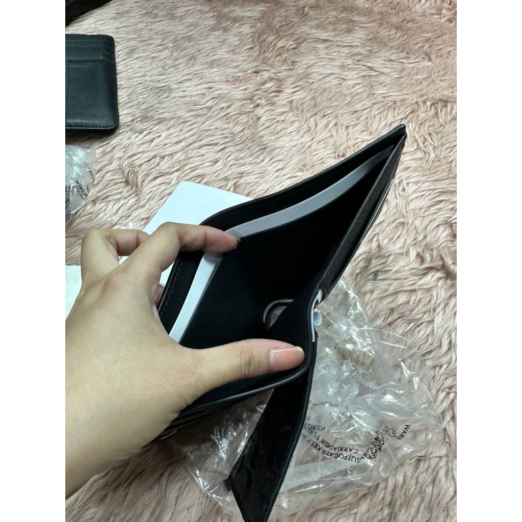 ORIG & IMPORTED CCH 3 in 1 Compact Signature Leather Black Men's Wallet