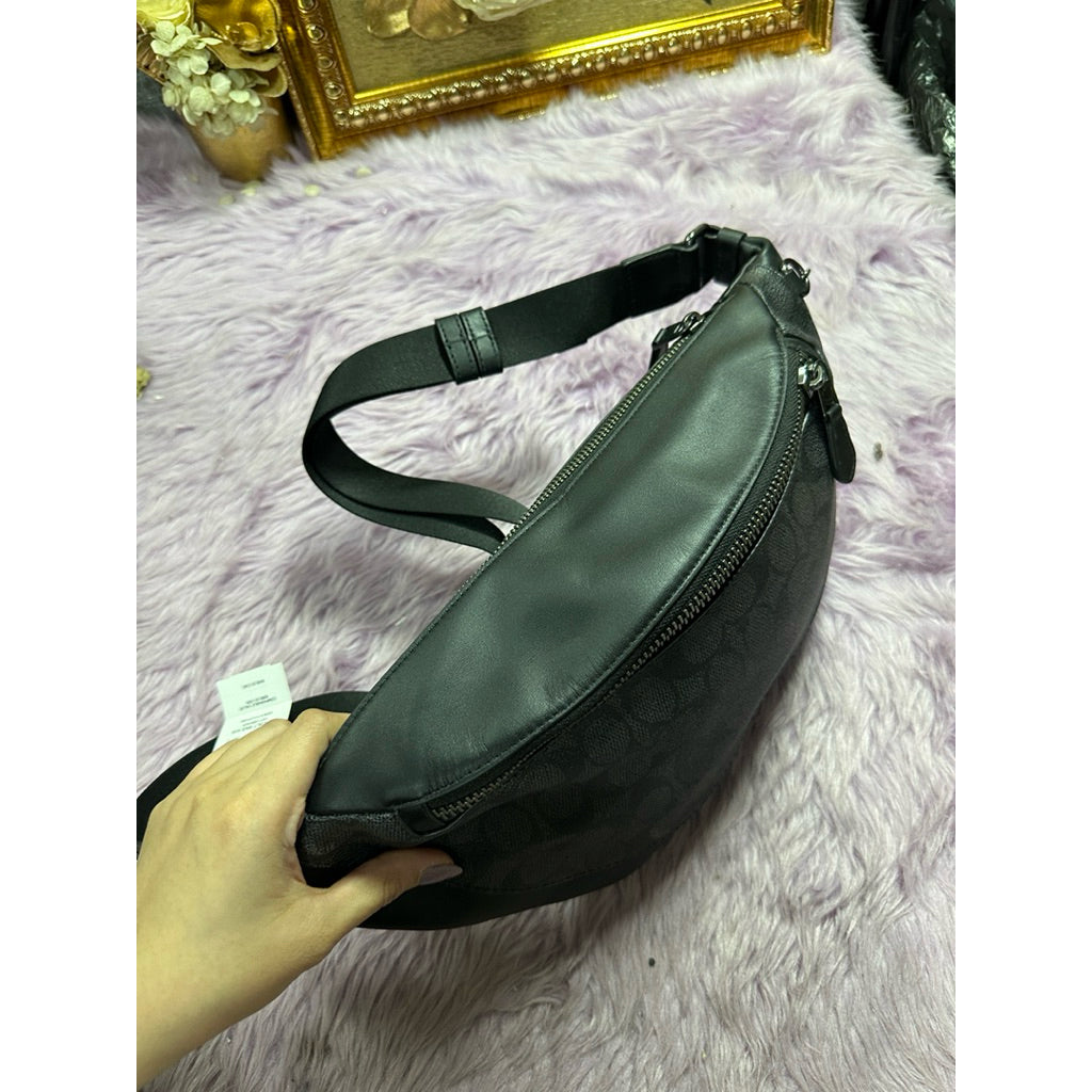 ORIG & IMPORTED CCH Warren Belt Men Black Bag In Signature Canvas