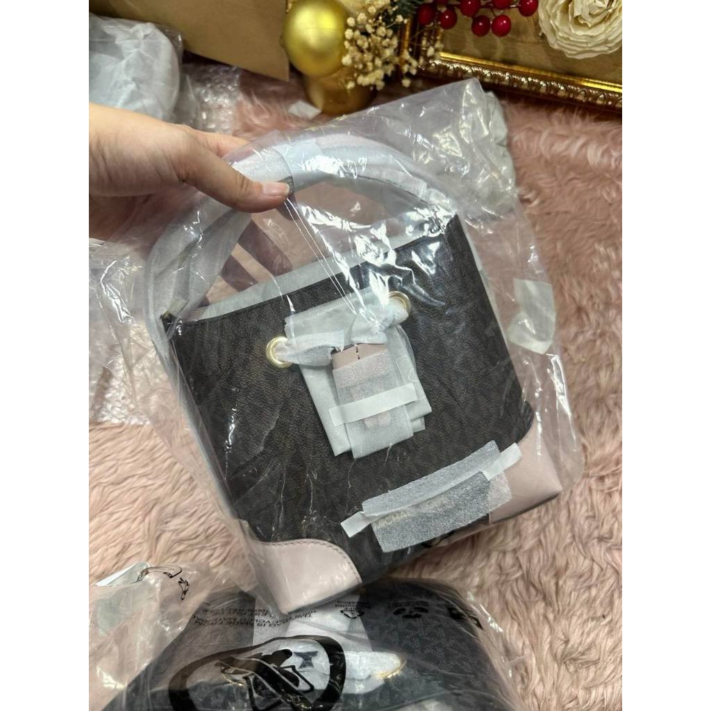 ORIG & IMPORTED MK Mercer Small Logo Bucket Bag Black/Pink