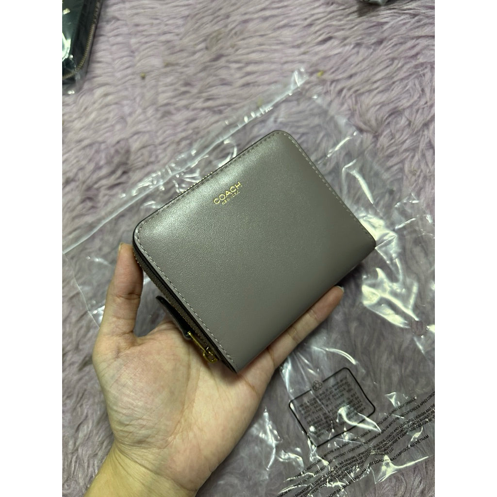 ORIG & IMPORTED CCH Retail Billfold Small Wallet Green / Blue / Taupe