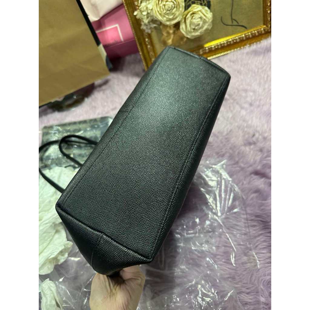 ORIG Preloved CCH Zip Top Tote Medium Black Bag