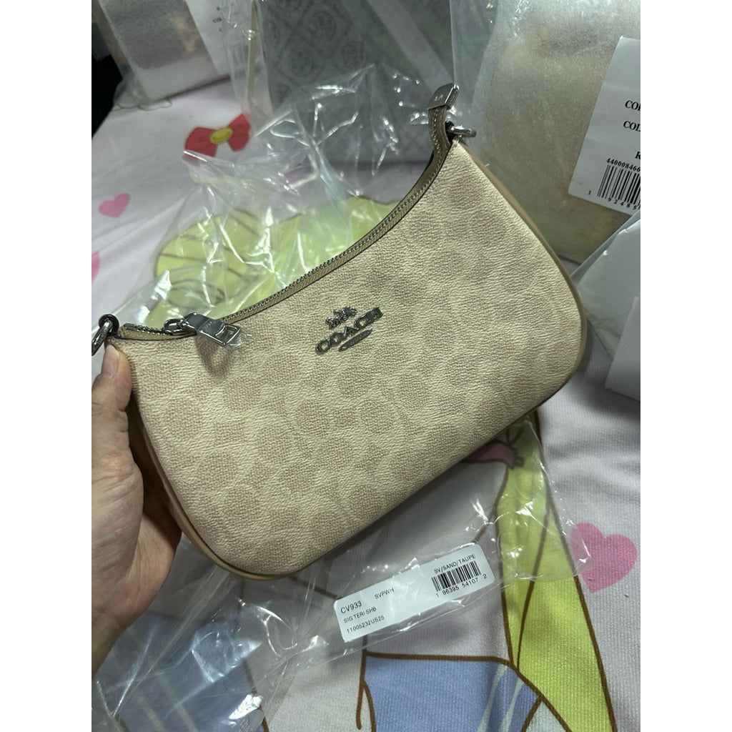 ORIG & IMPORTED Coach Teri Shoulder Sand/Taupe Bag In Signature Canvas