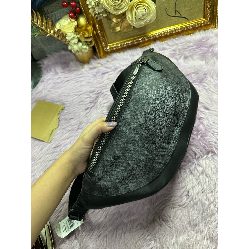 ORIG & IMPORTED CCH Warren Belt Men Black Bag In Signature Canvas