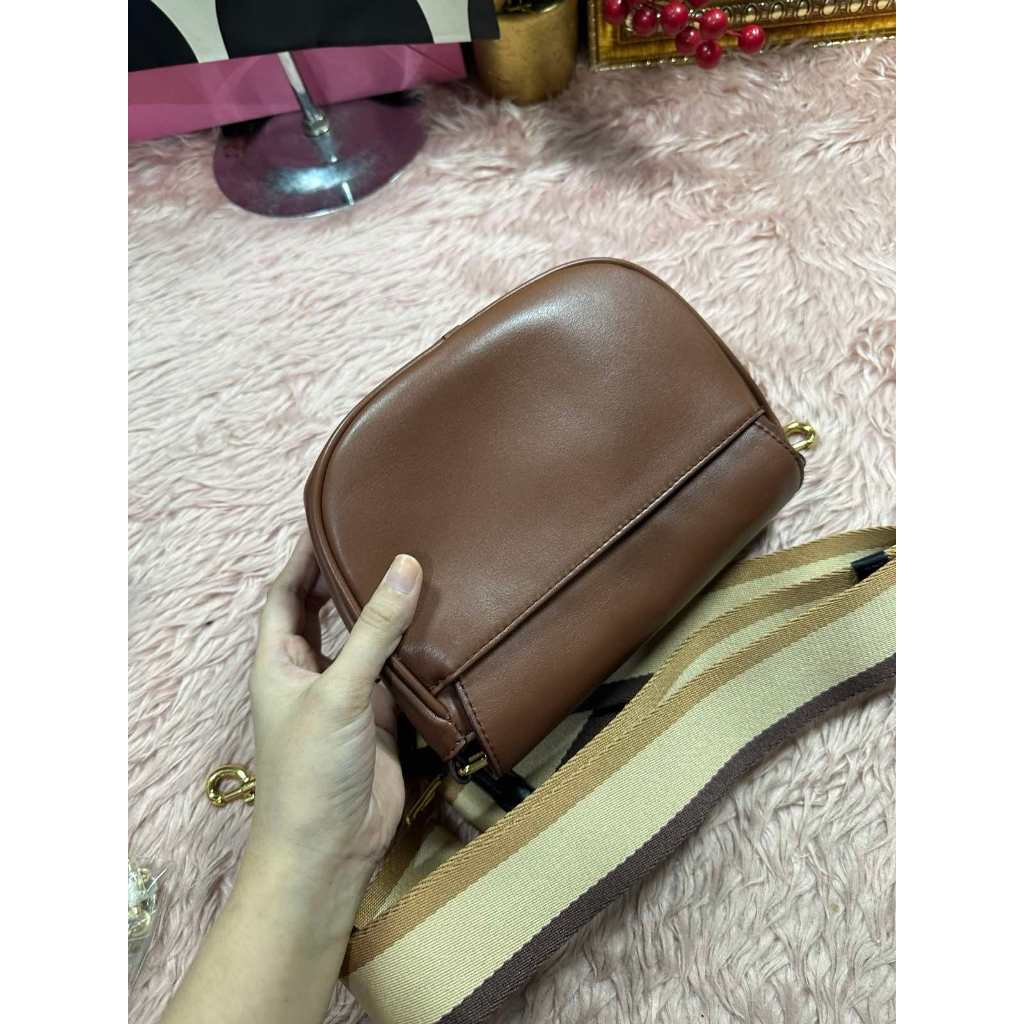 ORIG Preloved MJ Flash Saddle Flap Brown Bag