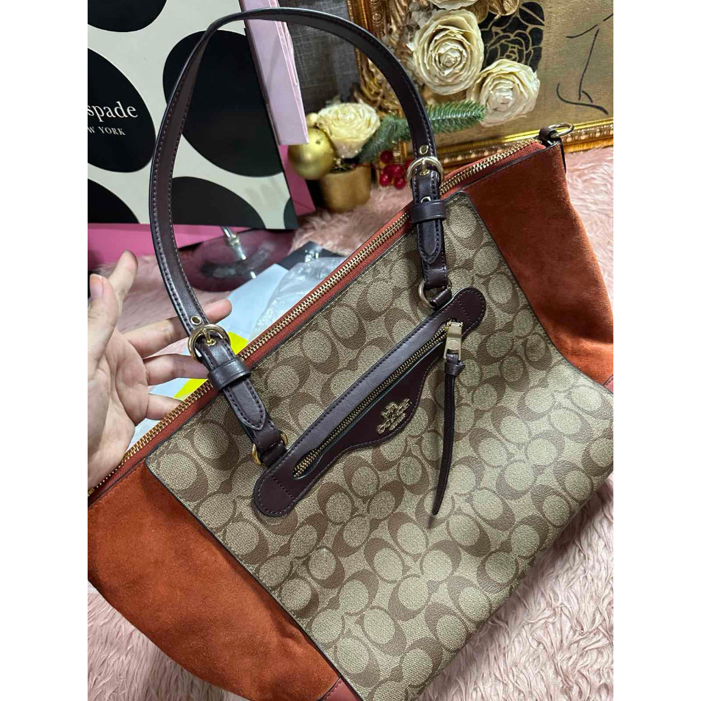 ORIG Preloved CCH Kleo Carryall Large Tote Orange Bag In Signature Canvas