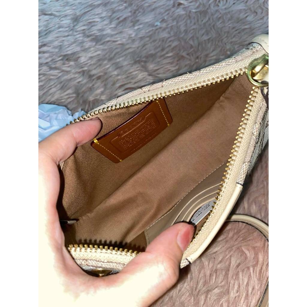ORIG Preloved CCH Swinger Small Beige Bag 20 In Signature Jacquard