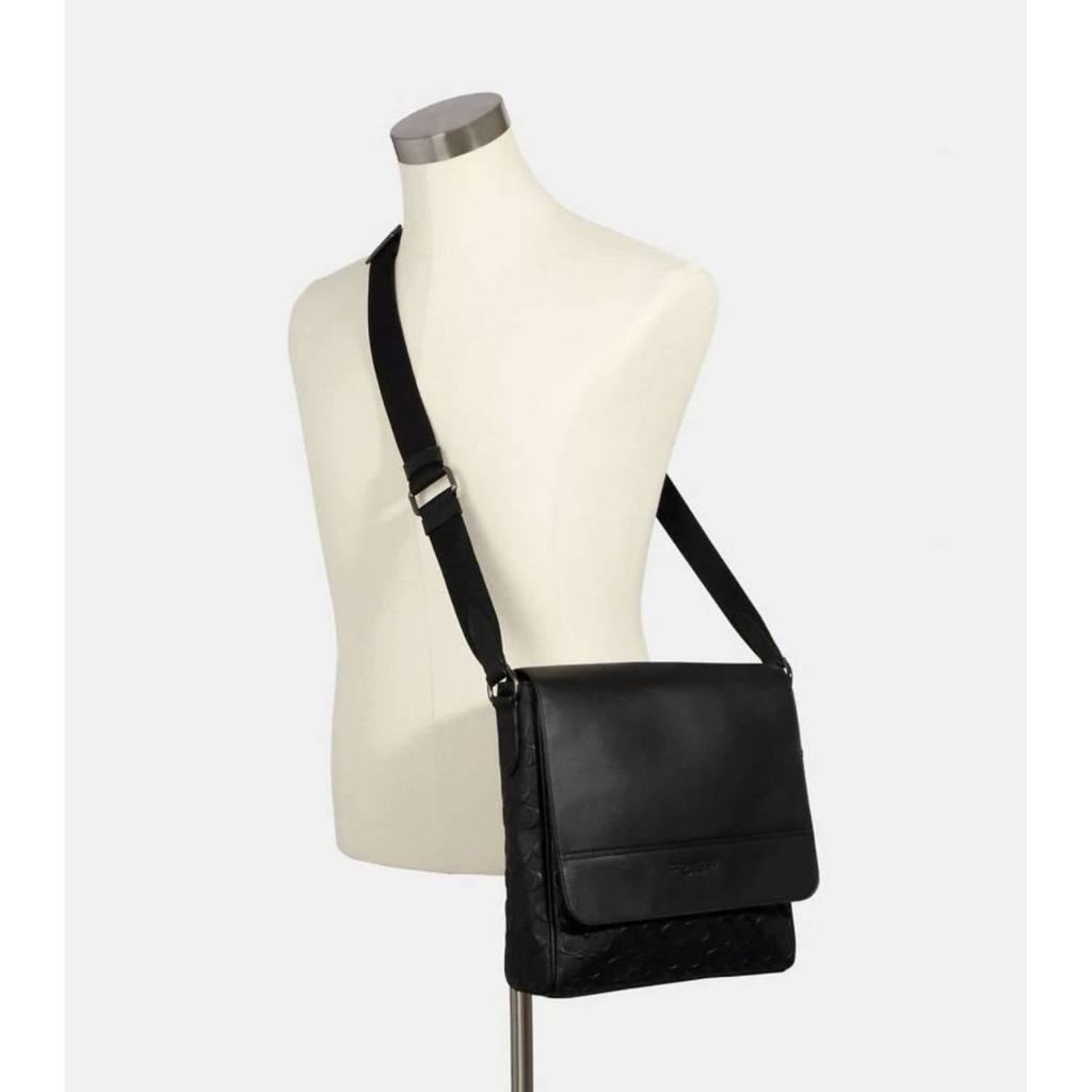 ORIG & IMPORTED CCH Houston Flap Map Men Black Bag In Signature Leather