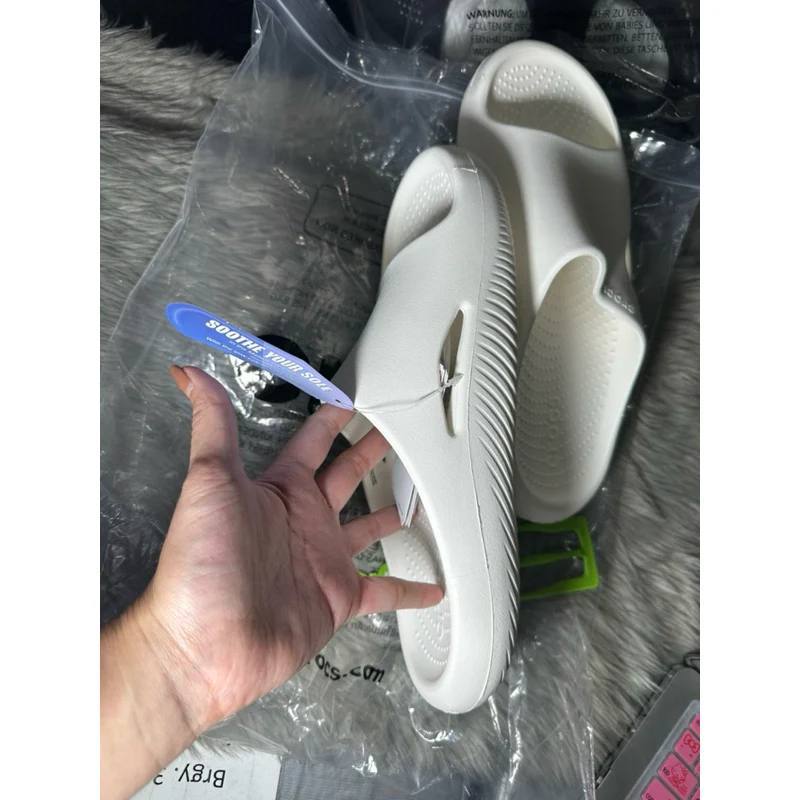AUTHENTIC/ORIGINAL Mellow Recovery Men Slides in White