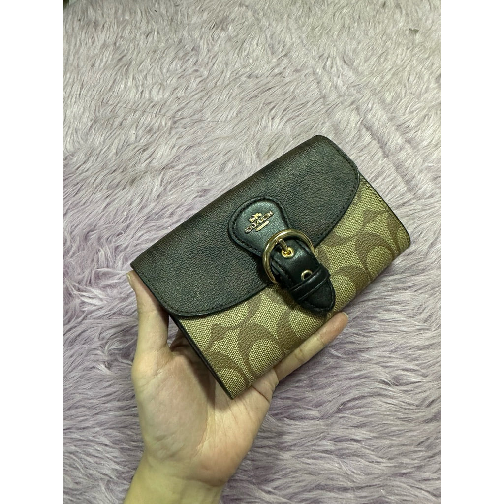 ORIG & IMPORTED CCH Kleo Medium Flap Black Wallet