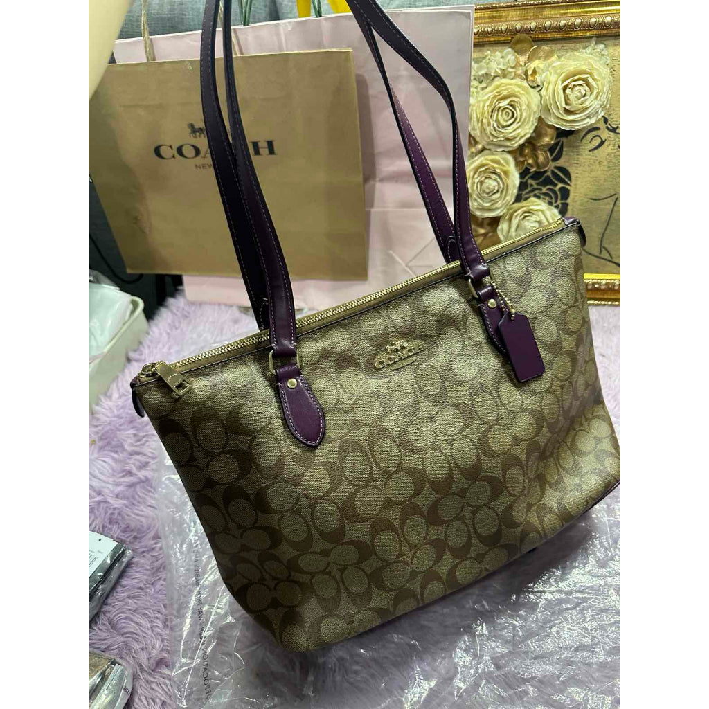 ORIG Preloved CCH gallery large tote bag in Khaki Brown/Berry
