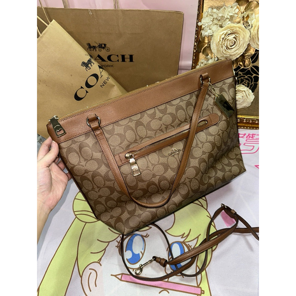 ORIG & IMPORTED CCH RARE Signature Tyler Tote Large Bag in Khaki Brown