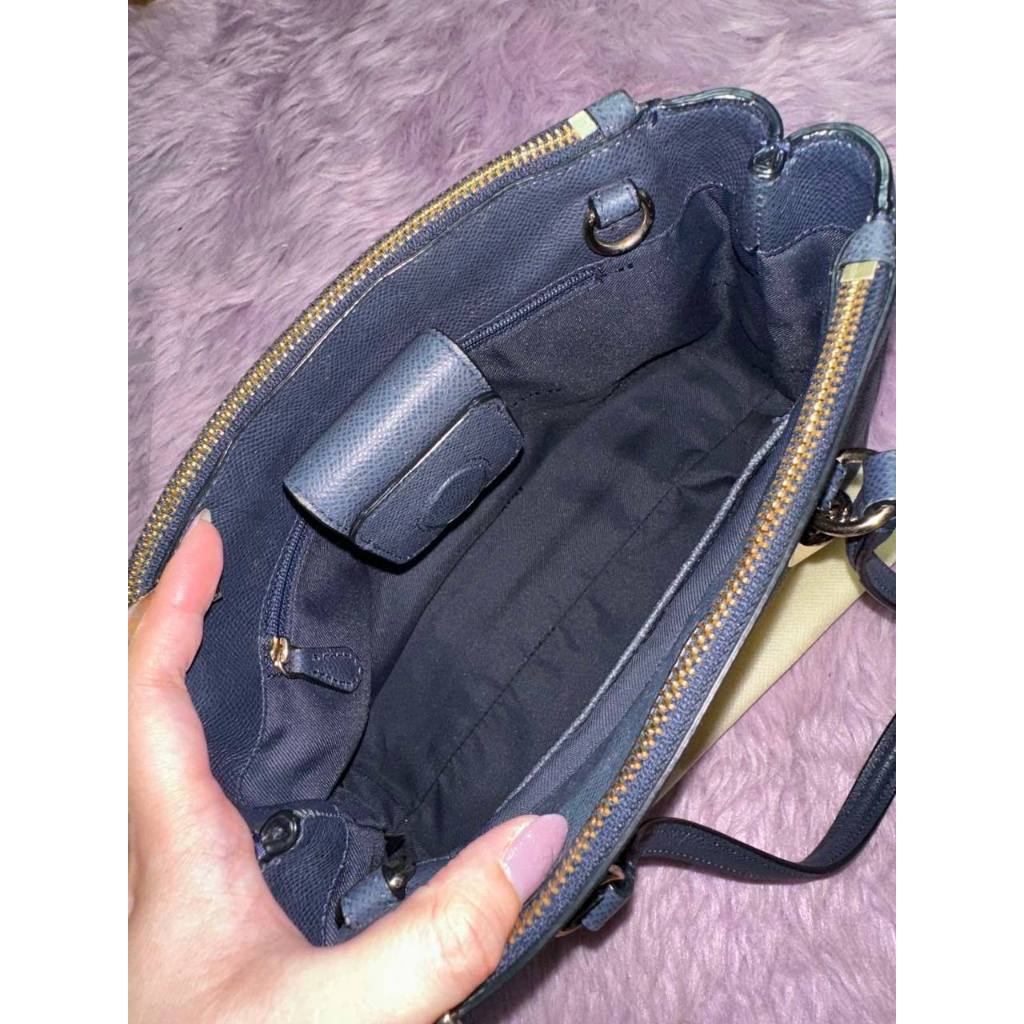 ORIG Preloved CCH Stanton Carryall 26 in Crossgrain Leather Blue Bag
