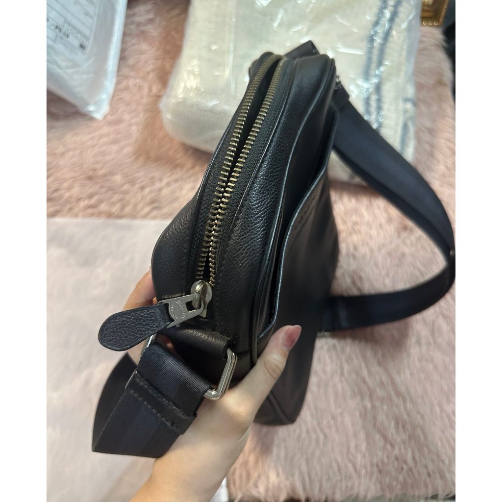 ORIG Preloved CCH Charles Flight Men Black Bag