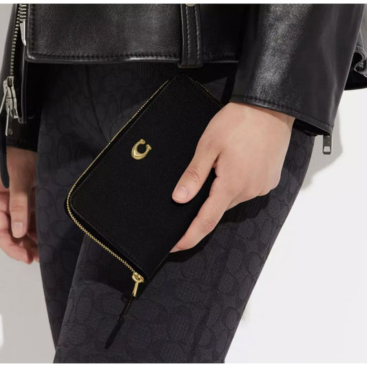 ORIG Preloved CCH Retail Medium Zip Around Black Wallet