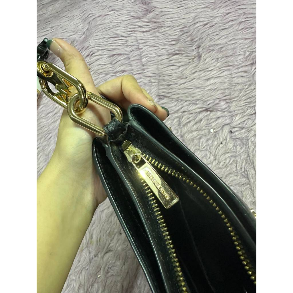 ORIG Preloved MK Trisha Medium Pebbled Leather Crossbody Black Bag