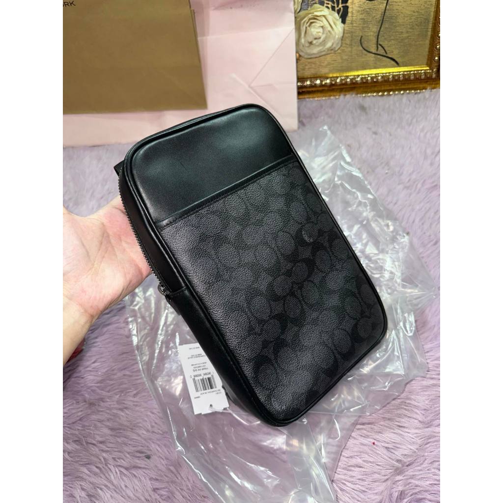 ORIG & IMPORTED CCH Turner Pack Men Black Body Bag