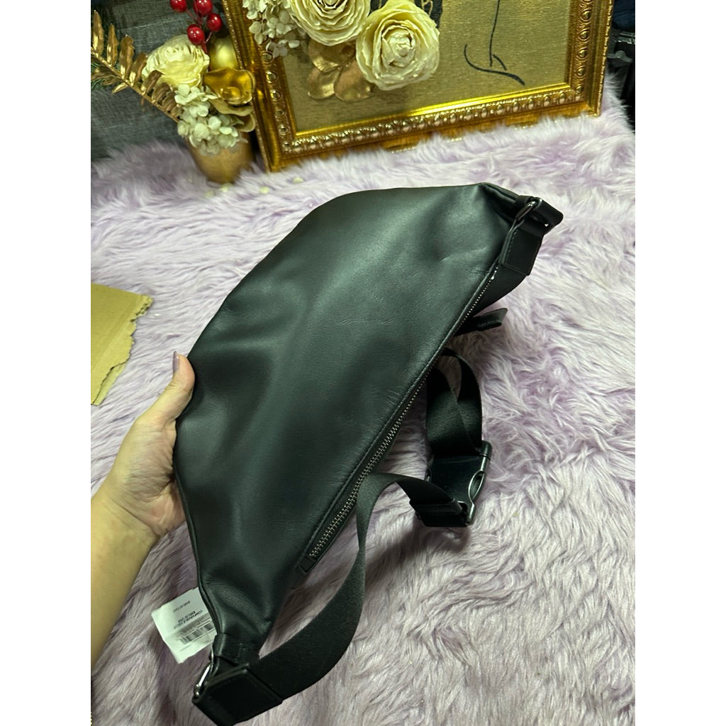 ORIG & IMPORTED CCH Warren Belt Men Black Bag In Signature Canvas