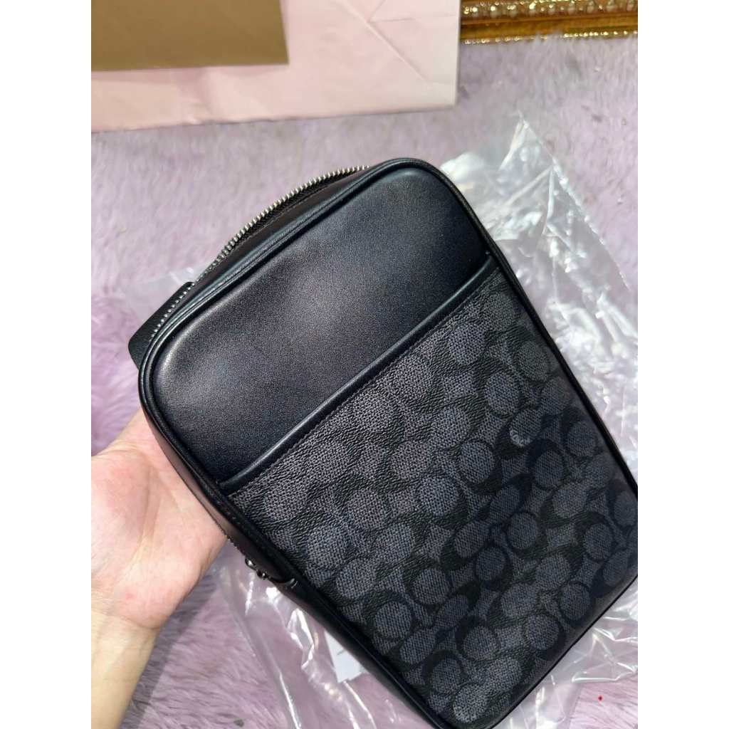ORIG & IMPORTED CCH Turner Pack Men Black Body Bag