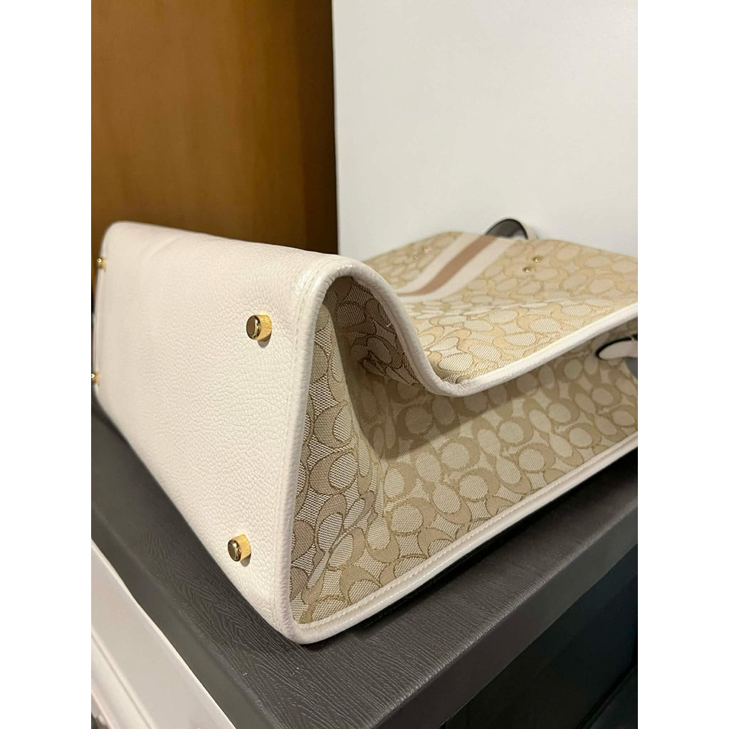 ORIG Preloved CCH Dempsey Large Tote White Bag 40 In Signature Jacquard