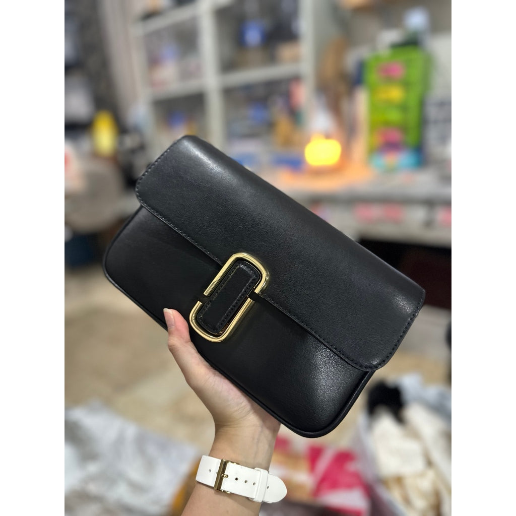 AUTHENTIC/ORIGINAL MJ The J Marc Shoulder Bag Black