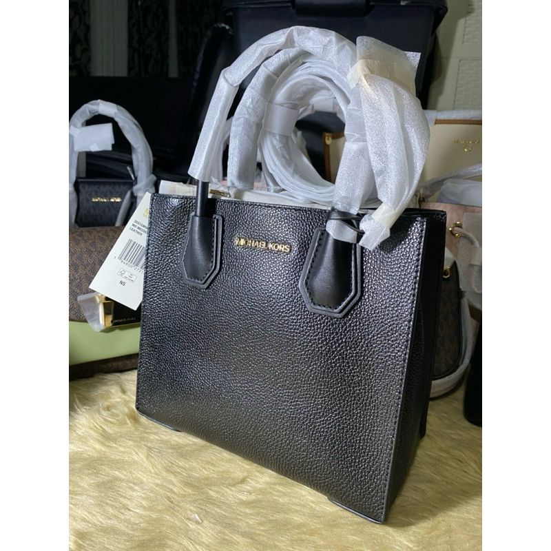 SALE!  MK Mercer Medium Saffiano Leather Messenger Crossbody Bag - Black