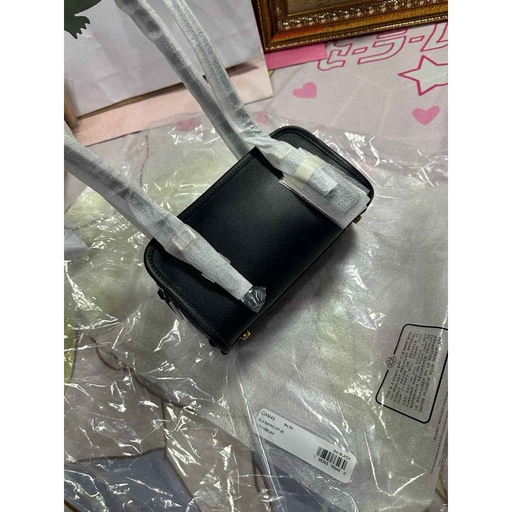 ORIG & IMPORTED CCH Retail Swing Zip 20 Shoulder Small Black Bag